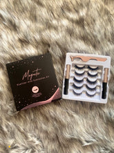 Load image into Gallery viewer, Magnetic Eyelash set with magnetic eye liner
